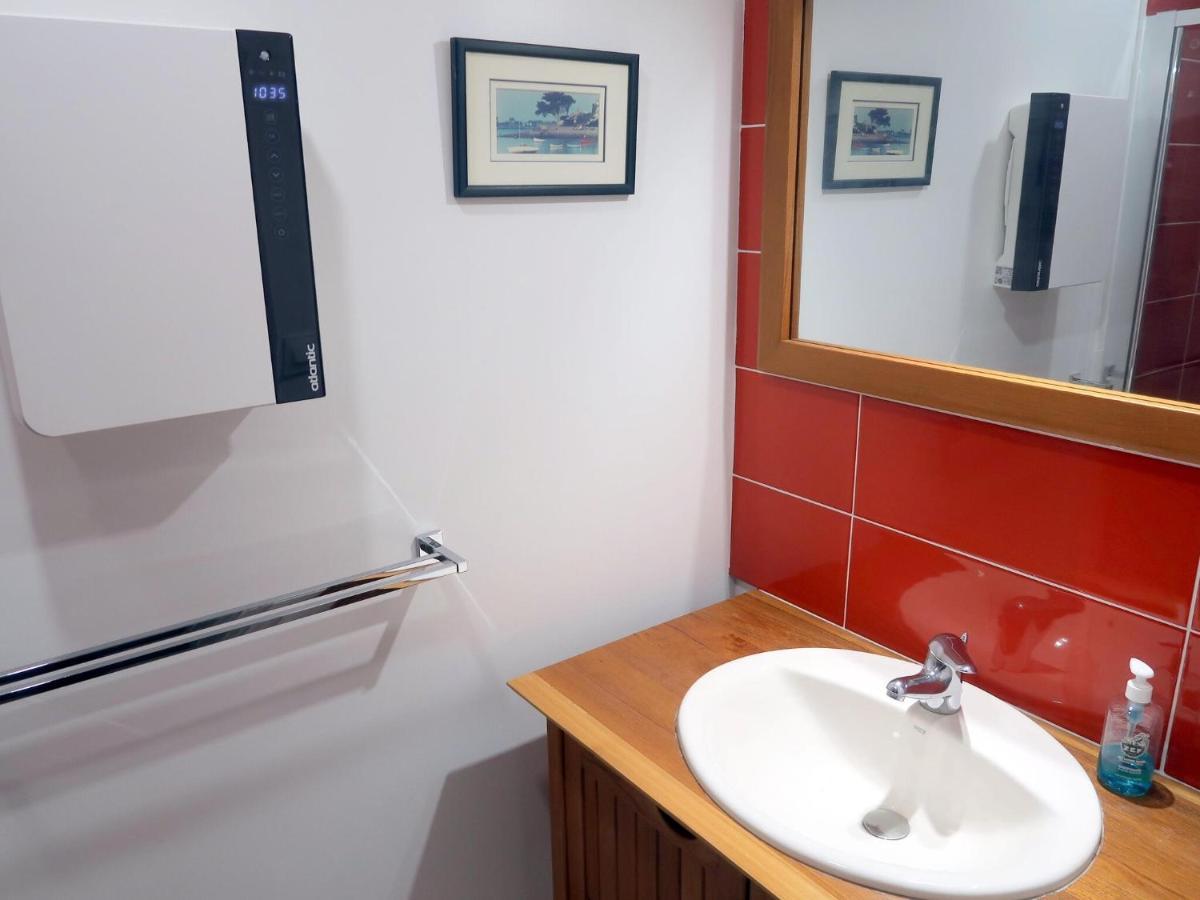 Holiday Home, Plouneour Brignogan Plages Bagian luar foto