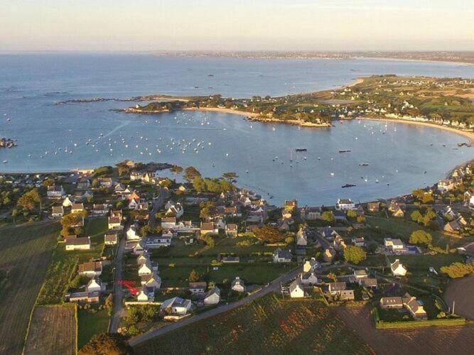 Holiday Home, Plouneour Brignogan Plages Bagian luar foto